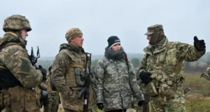 Soldiers of Ukraine, to contextualize the news of military aid to Ukraine