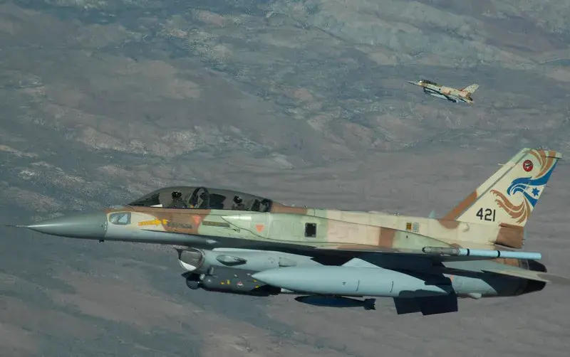 Two Israeli fighter jets flying.